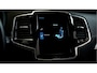 Volvo XC90 2.0 T8 AWD 287kW/390pk Aut8 Recharge R-Design 7P LUCHTVERING + EL. TREKHAAK + PANORAMADAK + HARMAN/KARDON + LEDER + HEAD-UP + STOEL-&STUURVERWARMING + LEDEREN DASHBOARD + 360 CAMERA + ACHTERBANKVERWARMING + PARKSENSOREN + 20" LM-VELGEN!!