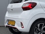 Hyundai i10 1.0 T-GDI N Line 5-zits / 90 PK / Navigatie / Achteruitrijcamera / Climate & Cruise Control / Zwart Dakhemel / Stoel- & Stuurverwarming / Elek. Ramen Voor + Achter /