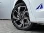 Hyundai i10 1.0 T-GDI N Line 5-zits / 90 PK / Navigatie / Achteruitrijcamera / Climate & Cruise Control / Zwart Dakhemel / Stoel- & Stuurverwarming / Elek. Ramen Voor + Achter /