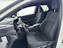 Toyota C-HR 2.0 Hybrid 200 First Edition | Navigatie | Dodehoek