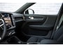 Volvo XC40 Single Motor Extended Range Plus 82 kWh | Trekhaak | Adaptieve Cruise Control | BLIS | Stoel/stuurverwarming | Keyless Entry | 20" Velgen | Warmtepomp | Elektr. achterklep |