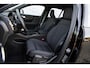 Volvo XC40 Single Motor Extended Range Plus 82 kWh | Trekhaak | Adaptieve Cruise Control | BLIS | Stoel/stuurverwarming | Keyless Entry | 20" Velgen | Warmtepomp | Elektr. achterklep |