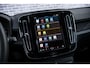 Volvo XC40 Single Motor Extended Range Plus 82 kWh | Trekhaak | Adaptieve Cruise Control | BLIS | Stoel/stuurverwarming | Keyless Entry | 20" Velgen | Warmtepomp | Elektr. achterklep |