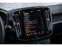 Volvo XC40 Single Motor Extended Range Plus 82 kWh | Trekhaak | Adaptieve Cruise Control | BLIS | Stoel/stuurverwarming | Keyless Entry | 20" Velgen | Warmtepomp | Elektr. achterklep |