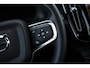 Volvo XC40 Single Motor Extended Range Plus 82 kWh | Trekhaak | Adaptieve Cruise Control | BLIS | Stoel/stuurverwarming | Keyless Entry | 20" Velgen | Warmtepomp | Elektr. achterklep |
