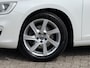 Volvo V60 1.6 T3 Momentum Trekhaak/Navigatie/Bluetooth.