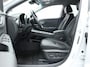 Hyundai Kona Electric EV Premium 64 kWh | Trekhaak | Navigatie | Leder | Head-up displ