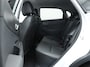 Hyundai Kona Electric EV Premium 64 kWh | Trekhaak | Navigatie | Leder | Head-up displ