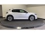 Peugeot e-208 EV GT Pack 50 kWh | Zwart dak | 100 % dealeronderhouden | Soh (batterijcheck) 91,06 %