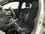 Peugeot e-208 EV GT Pack 50 kWh | Zwart dak | 100 % dealeronderhouden | Soh (batterijcheck) 91,06 %