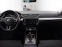 Skoda Superb Combi 1.4 TSI ACT Ambition Business (NL-Auto / Trekhaak / Pano / Carplay / Cruise / Navi)