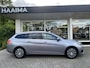 Peugeot 308 SW 1.2T 130pk Automaat Allure Pack | Adaptieve Cruise Control | Achteruitrijcamera | Navigatie | LED | Climate Control | Parkeersensoren