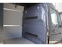 Mercedes-Benz Sprinter 319 3.0 V6 CDI L2H2 AUT. LED, ADAPT. CRUISE, 3.5T TREKHAAK, 38.000KM! 360 CAMERA, MBUX 10.25'', CLIMA, STOELVERWARMING, STANDKACHEL