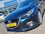 Mazda 3 2.0 SkyActiv-G 120pk GT-M | 1ste Eigenaar | BOSE Sound | Navi | Bi-Xenon | Clima | Cruise | Leder+Verwarmd+Elek.Verstel | Keyless Entry | Pdc V+A+Camera | Dodehoek+Rijstrooksensor | 18''lm