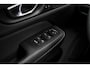 Volvo V60 2.0 B4 Plus Dark | Panoramadak | Adaptieve cruise control | Elektrisch verstelbare voorstoelen | Stoel/stuur verwarming |