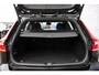 Volvo V60 2.0 B4 Plus Dark | Panoramadak | Adaptieve cruise control | Elektrisch verstelbare voorstoelen | Stoel/stuur verwarming |