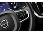 Volvo V60 2.0 B4 Plus Dark | Panoramadak | Adaptieve cruise control | Elektrisch verstelbare voorstoelen | Stoel/stuur verwarming |