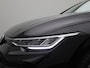 Volkswagen Golf 1.5 eTSI Oranje Edition 116 PK Automaat | Navigatie | Apple Carplay draadloos | Android Auto draadloos | Parkeersensoren | LED koplampen | 18" Lichtmetalen velgen | Stoelverwarming | Stuurverwarming | Camera |