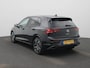 Volkswagen Golf 1.5 eTSI Oranje Edition 116 PK Automaat | Navigatie | Apple Carplay draadloos | Android Auto draadloos | Parkeersensoren | LED koplampen | 18" Lichtmetalen velgen | Stoelverwarming | Stuurverwarming | Camera |