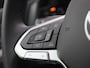 Volkswagen Golf 1.5 eTSI Oranje Edition 116 PK Automaat | Navigatie | Apple Carplay draadloos | Android Auto draadloos | Parkeersensoren | LED koplampen | 18" Lichtmetalen velgen | Stoelverwarming | Stuurverwarming | Camera |