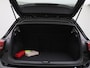 Volkswagen Golf 1.5 eTSI Oranje Edition 116 PK Automaat | Navigatie | Apple Carplay draadloos | Android Auto draadloos | Parkeersensoren | LED koplampen | 18" Lichtmetalen velgen | Stoelverwarming | Stuurverwarming | Camera |
