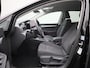 Volkswagen Golf 1.5 eTSI Oranje Edition 116 PK Automaat | Navigatie | Apple Carplay draadloos | Android Auto draadloos | Parkeersensoren | LED koplampen | 18" Lichtmetalen velgen | Stoelverwarming | Stuurverwarming | Camera |
