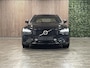 Volvo V90 T8 AWD Recharge Ultimate Dark | Vol! | 455PK | Luchtvering | Stoelventilatie | Trekhaak | 360° Camera | Head-Up Display | Harman Kardon | Schuifdak | Stoelmassage | Stoelverwarming voor+achter | Stuurwielverwarming | Adaptieve Cruise Control | Pilot Assis
