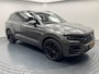 Volkswagen Touareg 3.0 TSi DSG R-Line 4Motion Navigatie-Pano-Elektr.Trekhaak-Achterasbesturing-Adapt.Cr.Contr-Carplay-Clima-Camera-Stoel/Stuurverwarming-Luchtvering-Headup