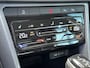 Volkswagen T-Roc 1.5 TSI 150pk DSG Style | Dode hoek | Camera | Keyless | Elek. Achterklep | Rijklaar incl. garantie