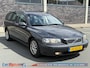Volvo V70 2.4 Comfort Line // Automaat // LMV // Distr. vv. // Cruise // Rijd schakelt goed!