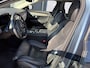 Volvo V90 2.0 T8 Plug-in hybrid AWD Ultra Dark | Massage stoelen | Geventileerde voorstoelen | Trekhaak | Schuif/kantel dak | Alarm | Memory | Head up display | Stoelverwarming V+A | Stuurverwarming |
