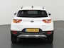 Kia Stonic 1.0 T-GDi MHEV DynamicPlusLine | Navigatie | Parkeercamera | Stoelverwarming | Keyless Go |