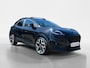 Ford Puma 1.5 EcoBoost ST-X | Dealer onderhouden | Navigatie | Apple carplay & Android auto | Panorama dak | Parkeersensoren voor + Achter | Cruise control | 19" lichtmetalen velgen | Elektrische achterklep | B&O audio | Privacy glas |