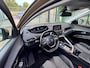 Peugeot 3008 1.2 PureTech Allure / Automaat / Pano'dak / Carplay / LED