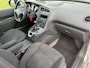 Peugeot 5008 1.6 HDiF Blue Lease 7p. 17" APK 04-2026 Airco Full options