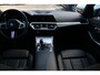 BMW 3-Serie 318i Business Edition Plus M-PAKKET LASER SCHUIFDAK!