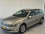 Volkswagen Passat Variant 1.8 TSI Business Edition R|Stoelverwarming|Trekhaak