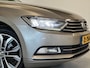 Volkswagen Passat Variant 1.8 TSI Business Edition R|Stoelverwarming|Trekhaak