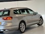 Volkswagen Passat Variant 1.8 TSI Business Edition R|Stoelverwarming|Trekhaak