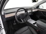 Tesla Model Y RWD 58kWh Lmv 19" Warmtepomp LFP-Accu Autopilot FSD-Computer 3 Leder Panoramadak Elektr.Stuur+Stoel+Verwarmd Navi Ecc Premium Audio GSM-Key Camera's Elektr.AchterKlep Parkeer Assistent 2xContactloos-laden Sentry-Mode PrivacyGlas Bluetooth Dodehoek detector Connected services AMD-Ryzen Processor 1.600kg trekvermogen Origineel Nederlandse Auto Fabrieksgarantie t/m 31-12-2026 Garantie op Accu en Motor tot 04-08-2031 max. 160.000km 1e particuliere eigenaar!