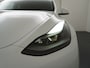 Tesla Model Y RWD 58kWh Lmv 19" Warmtepomp LFP-Accu Autopilot FSD-Computer 3 Leder Panoramadak Elektr.Stuur+Stoel+Verwarmd Navi Ecc Premium Audio GSM-Key Camera's Elektr.AchterKlep Parkeer Assistent 2xContactloos-laden Sentry-Mode PrivacyGlas Bluetooth Dodehoek detector Connected services AMD-Ryzen Processor 1.600kg trekvermogen Origineel Nederlandse Auto Fabrieksgarantie t/m 31-12-2026 Garantie op Accu en Motor tot 04-08-2031 max. 160.000km 1e particuliere eigenaar!