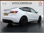 Tesla Model Y RWD 58kWh Lmv 19" Warmtepomp LFP-Accu Autopilot FSD-Computer 3 Leder Panoramadak Elektr.Stuur+Stoel+Verwarmd Navi Ecc Premium Audio GSM-Key Camera's Elektr.AchterKlep Parkeer Assistent 2xContactloos-laden Sentry-Mode PrivacyGlas Bluetooth Dodehoek detector Connected services AMD-Ryzen Processor 1.600kg trekvermogen Origineel Nederlandse Auto Fabrieksgarantie t/m 31-12-2026 Garantie op Accu en Motor tot 04-08-2031 max. 160.000km 1e particuliere eigenaar!