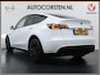Tesla Model Y RWD 58kWh Lmv 19" Warmtepomp LFP-Accu Autopilot FSD-Computer 3 Leder Panoramadak Elektr.Stuur+Stoel+Verwarmd Navi Ecc Premium Audio GSM-Key Camera's Elektr.AchterKlep Parkeer Assistent 2xContactloos-laden Sentry-Mode PrivacyGlas Bluetooth Dodehoek detector Connected services AMD-Ryzen Processor 1.600kg trekvermogen Origineel Nederlandse Auto Fabrieksgarantie t/m 31-12-2026 Garantie op Accu en Motor tot 04-08-2031 max. 160.000km 1e particuliere eigenaar!