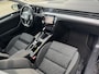 Volkswagen Passat Variant 1.5 TSI Business 150pk Navigatie / Stoelverwarming / Trekhaak