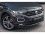 Volkswagen T-Roc 2.0 TSI 4Motion Sport R-Line / PANO / CARPLAY / TREKHAAK / STOELVERWARMING