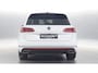 Volkswagen Touareg 3.0 TSI eHybrid 381pk PHEV 4MOTION Elegance / Panoramadak / Luchtvering / iQ Light
