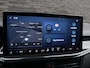 Ford Focus Wagon 1.0 EcoBoost ST Line Ford Focus Wagon 1.0 EcoBoost Hybrid ST Line 125pk | Stoel- stuur en voorruitverwarming | Cruise control | Navigatie | Achteruit rij camera | Parking pack