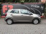 Kia Picanto 1.0 67pk CVVT ComfortPlusLine Navigator | Trekhaak | Achteruitrijcamera | Navigatie | Airco |