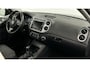 Volkswagen Tiguan 1.4 TSI R-Line Edition PANO NAVI TREKHAAK