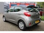 Hyundai i10 1.0 Comfort Two tone Aut. Carplay/Cruise/Pdc/Winterp. "RIJKLAAR"